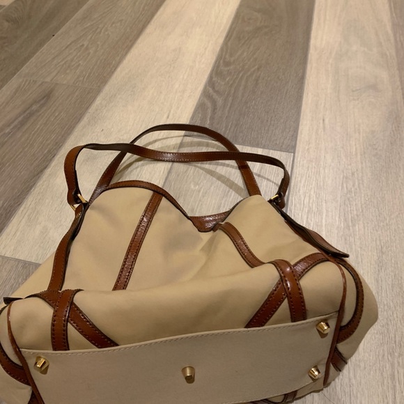 Burberry fabric tote - Picture 3 of 5